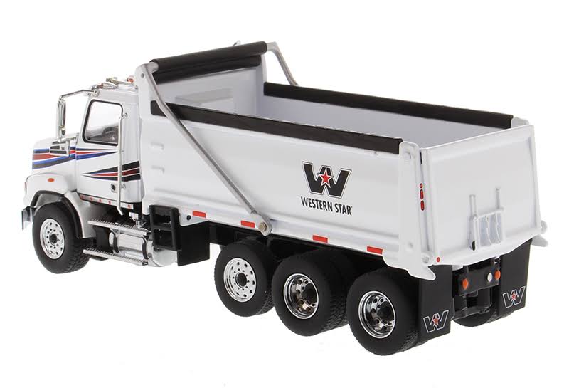 1/50 Diecast Dump Truck Model F347354