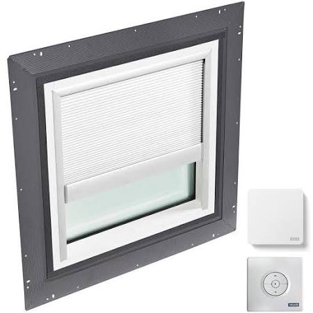 22x46 Tempered Skylight with Solar Double Pleated Blind W631018