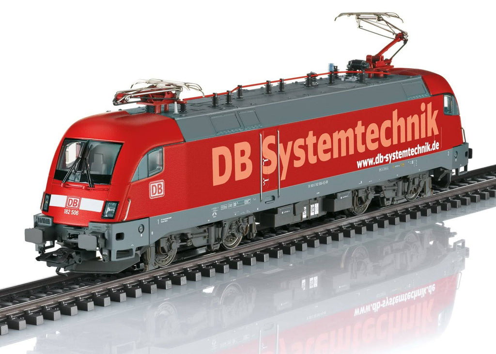 Electric Locomotive U70538