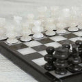 Onyx and Marble Chess V68090