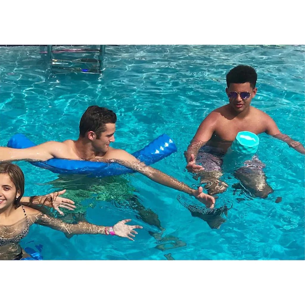 Mega Foam Pool Wavy Noodle (Capri Blue) F63299