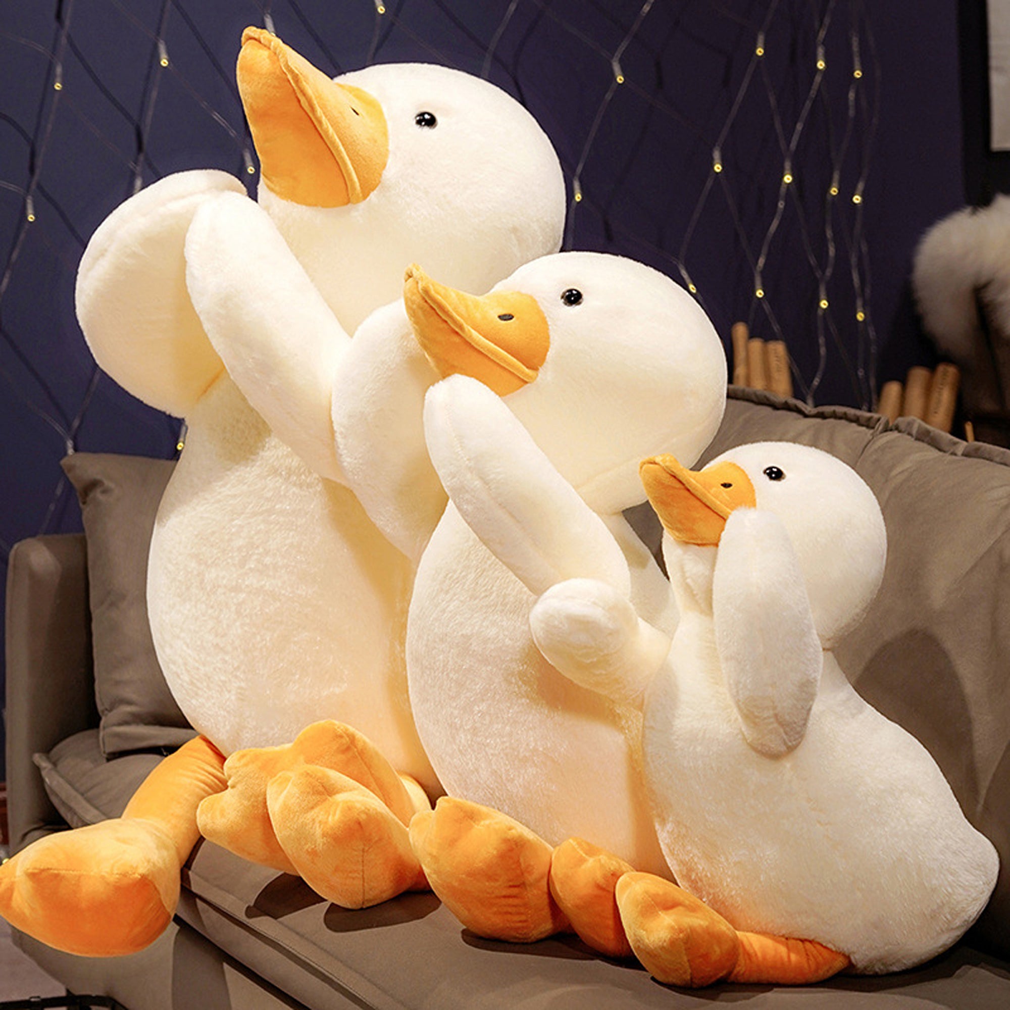 60cm Cartoon Duck Plush Doll Soft Throw Pillow Stuffed Toy R40552
