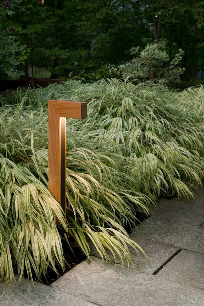 Cedar Landscape Path Light R829911