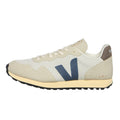 Natural / California US 8 Men Sneakers X886
