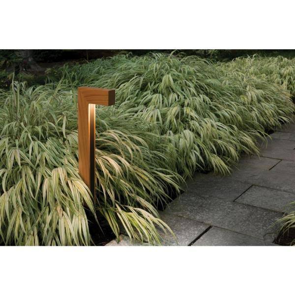 Cedar Landscape Path Light R829911