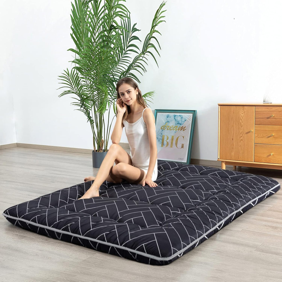 Black Geometric Pattern Japanese Floor Mattress Twin R259802