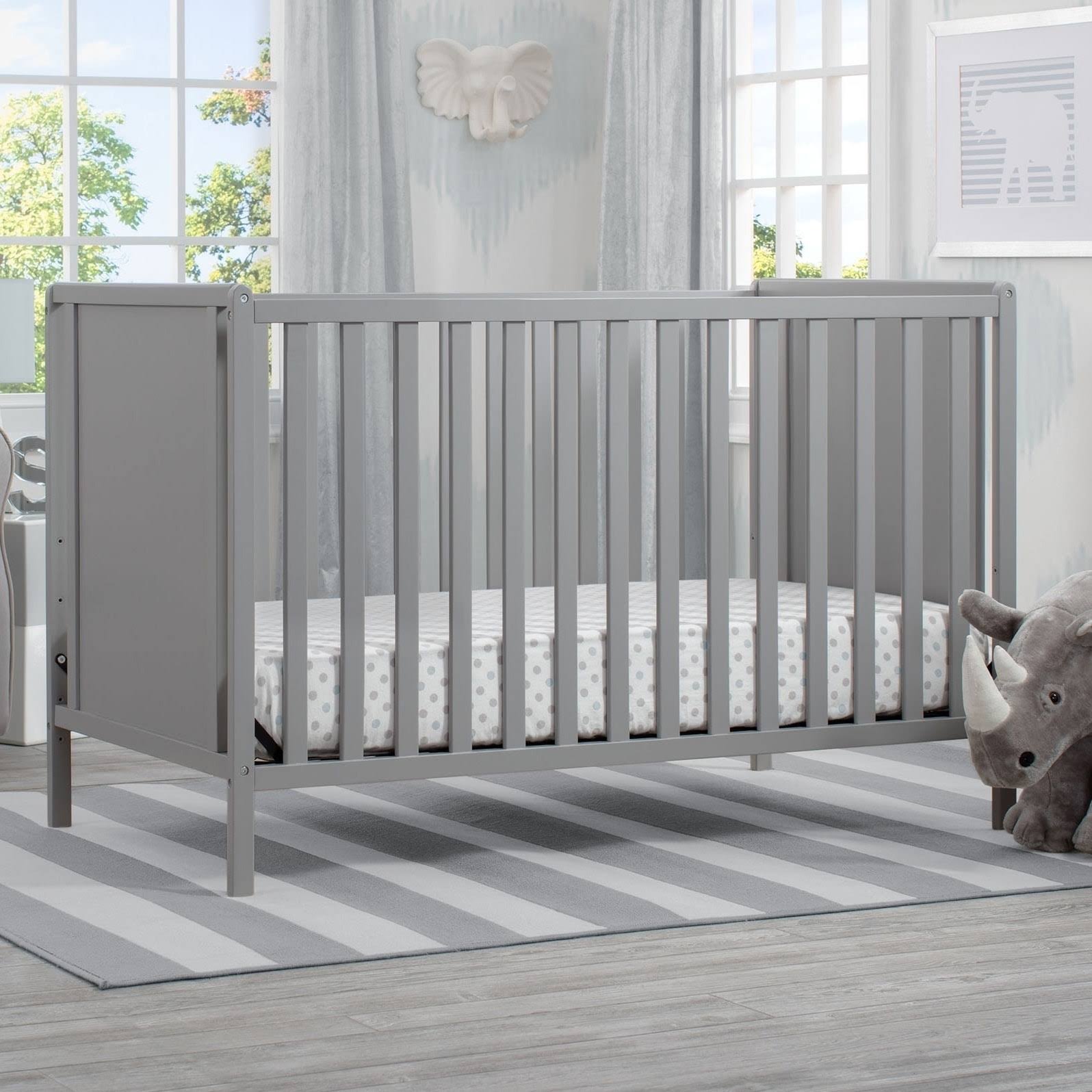 4-in-1 Convertible Crib Grey I8375