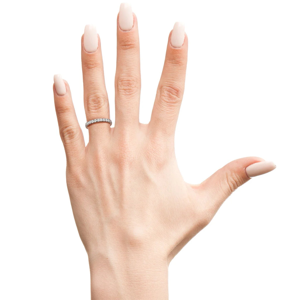 14 Karat White Gold Diamond Wedding Band Z37909