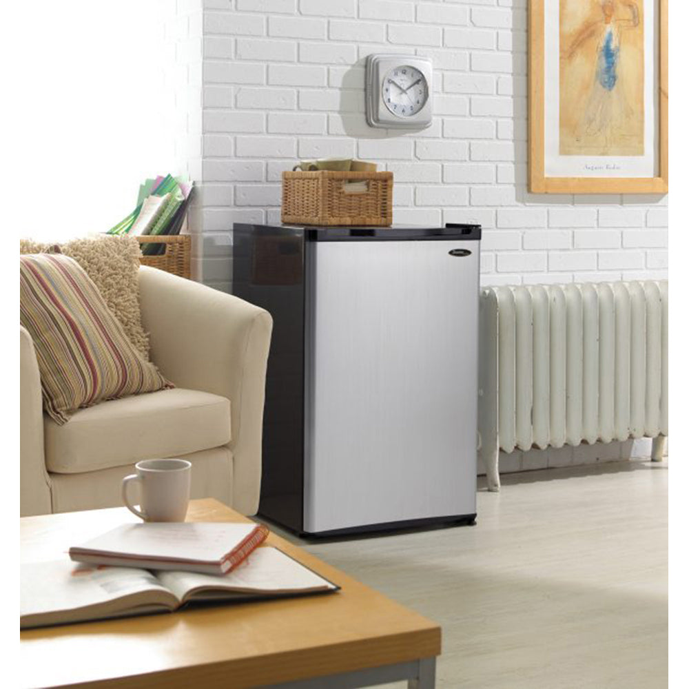 3.2 CF Compact Refrigerator with Spotless Steel Door G220444