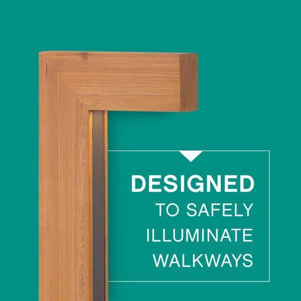 Cedar Landscape Path Light R829911
