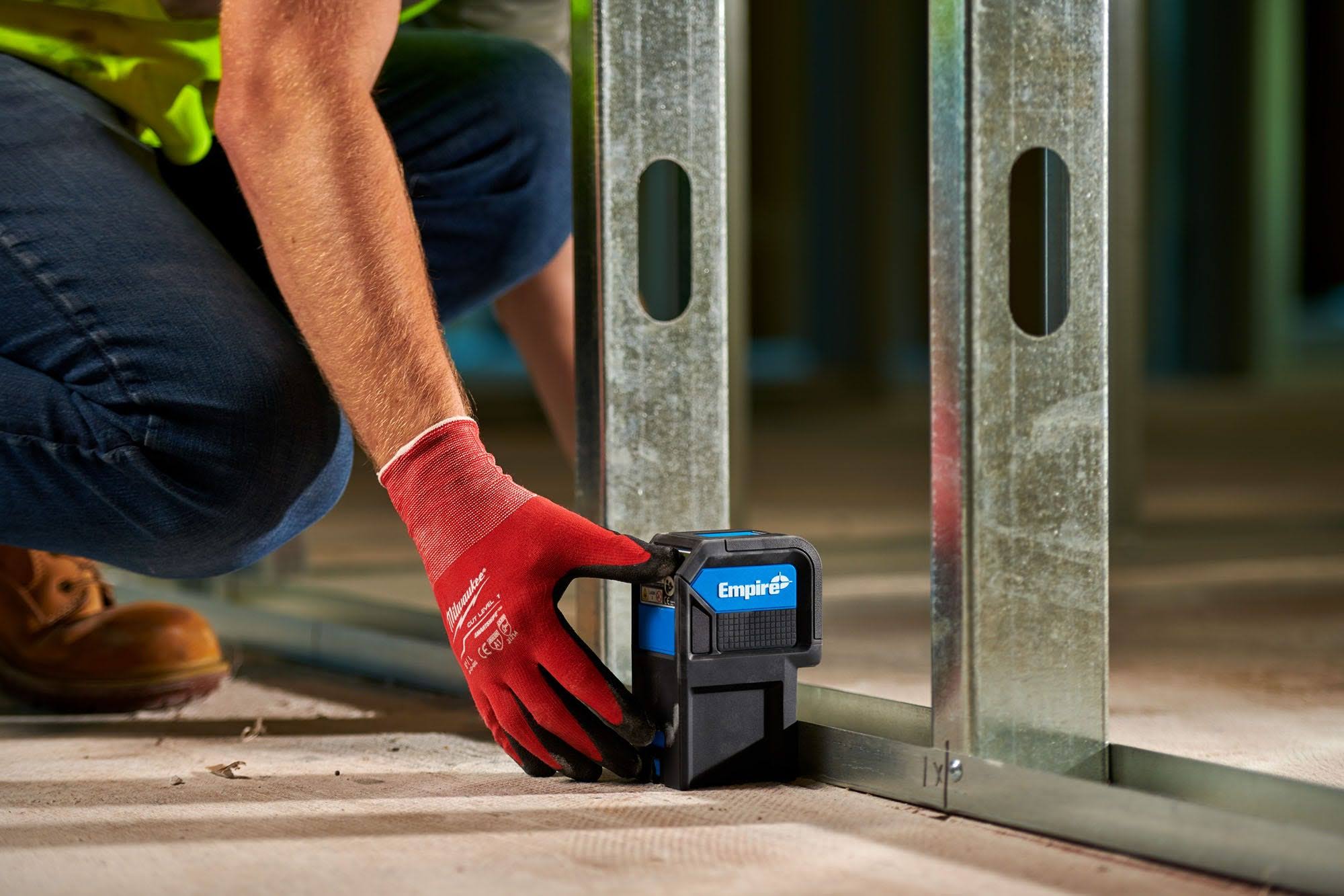 Self-Leveling 3-Point Laser M98600